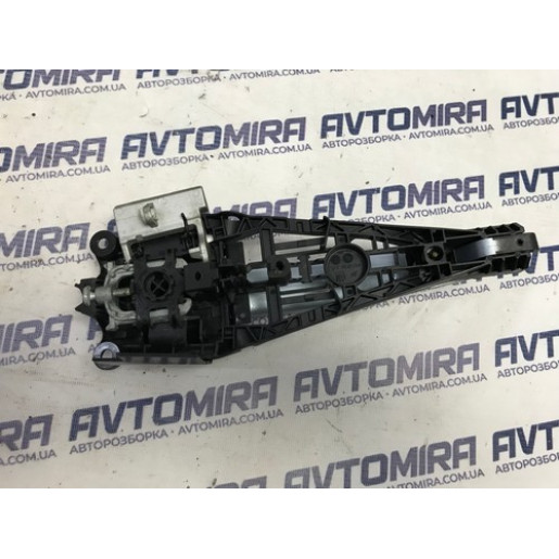 Ручка передней двери левая Opel Insignia цвет Z189 2008-2017 13580550